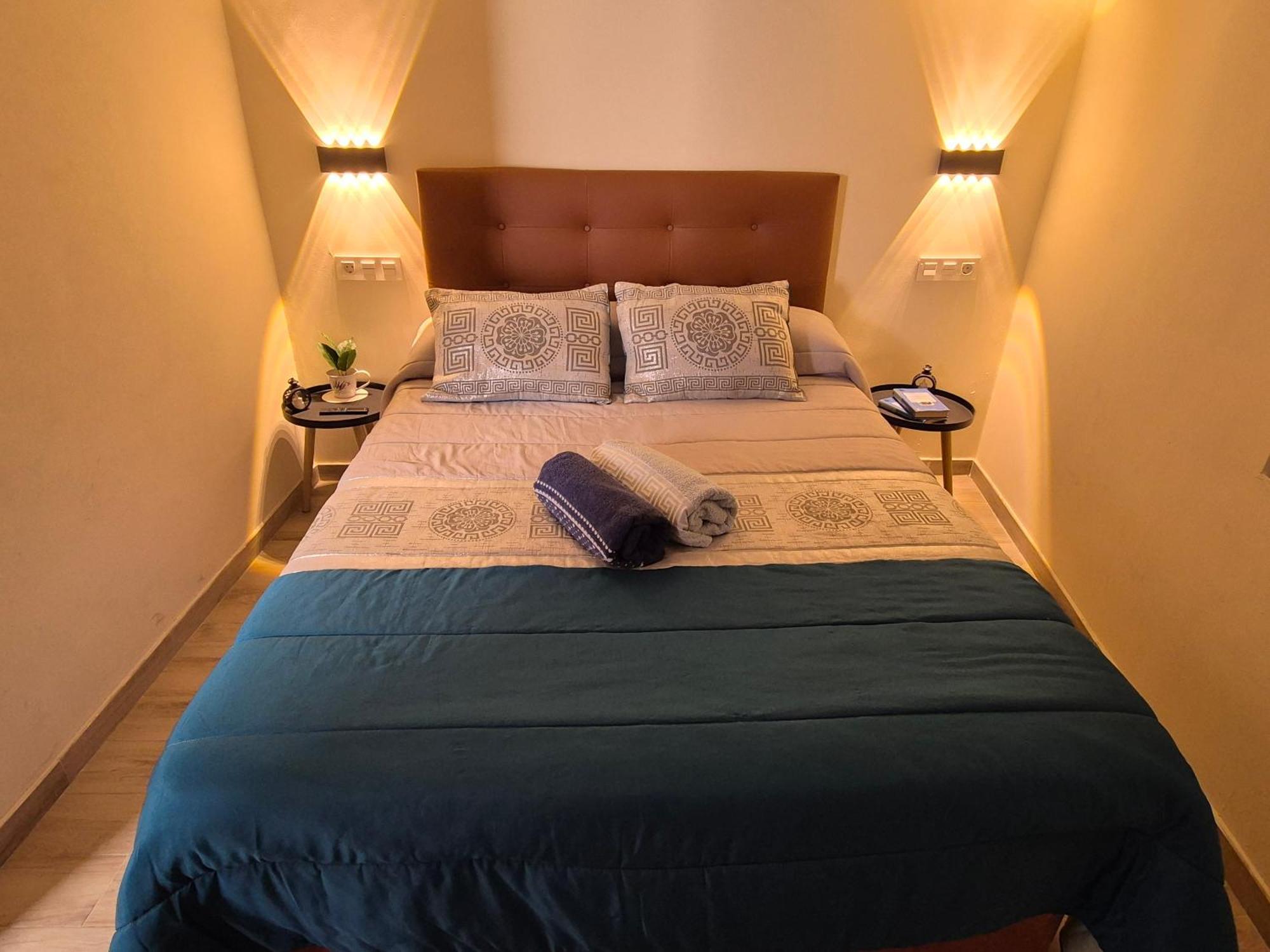 Grupo Garcia De Paredes Apartamentos Turisticos Trujillo Esterno foto