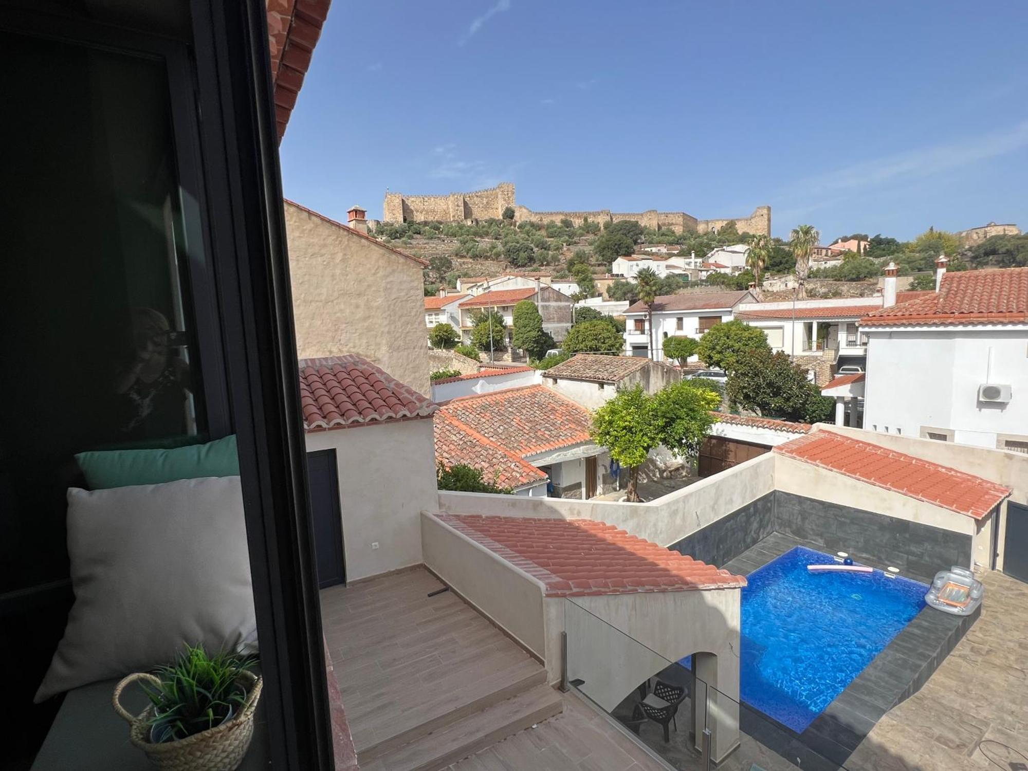 Grupo Garcia De Paredes Apartamentos Turisticos Trujillo Esterno foto